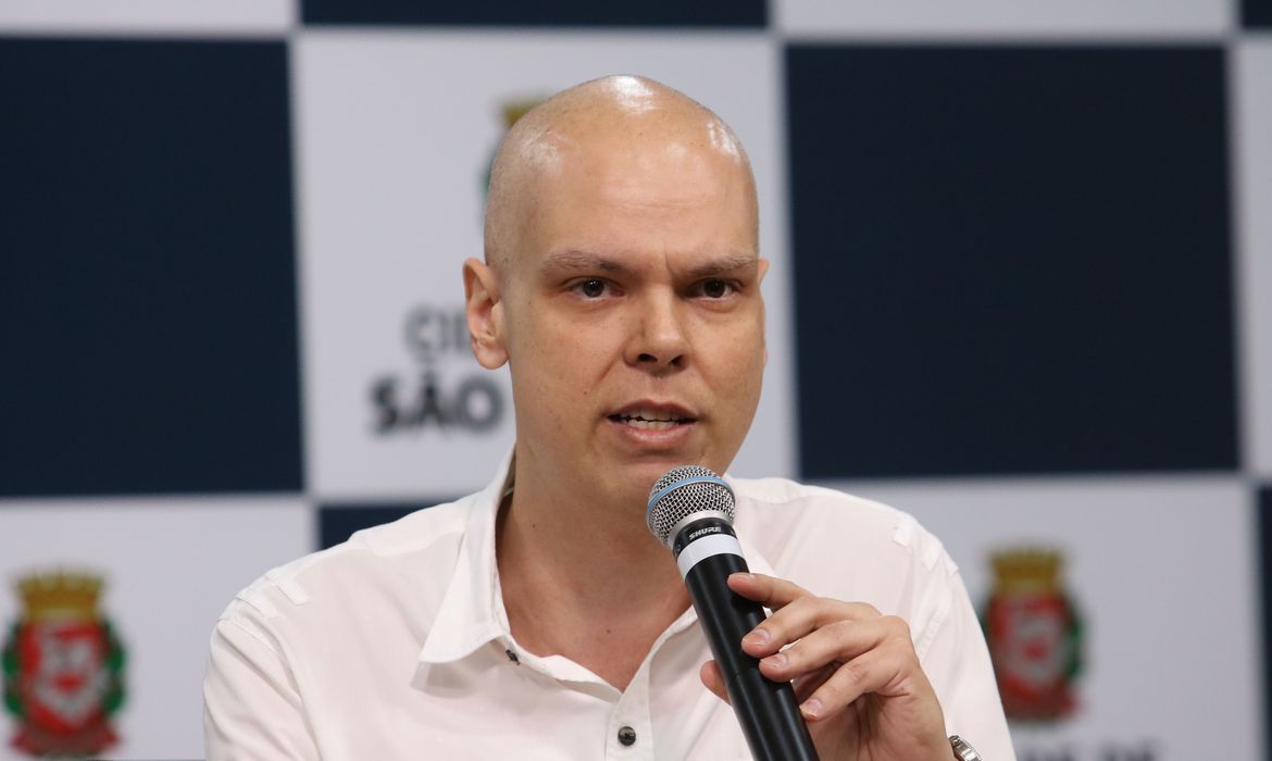 Tratando câncer, Bruno Covas diz que “luta pela vida continua”
